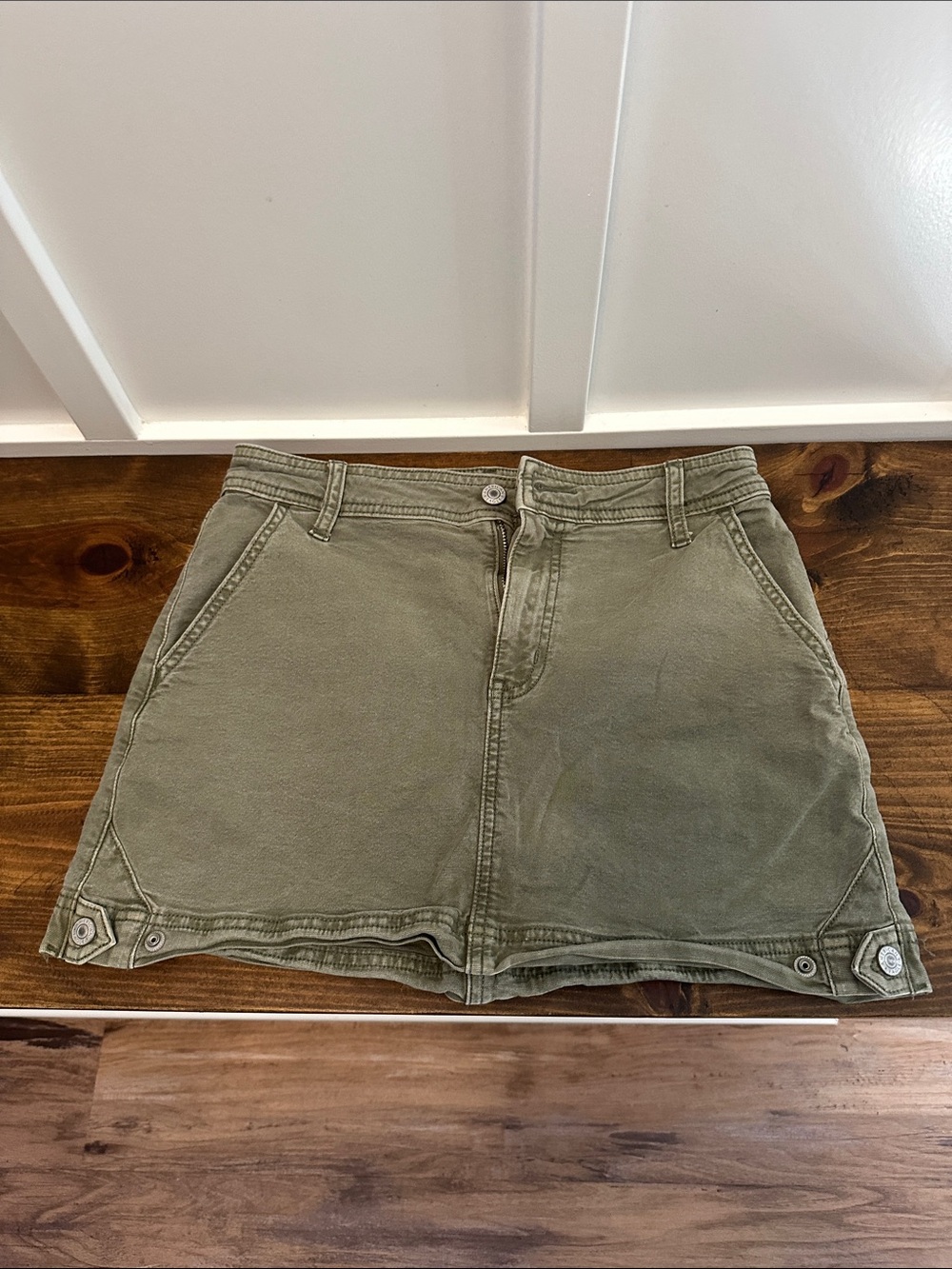 American Eagle Outfitters Olive Green Utility Mini Skirt